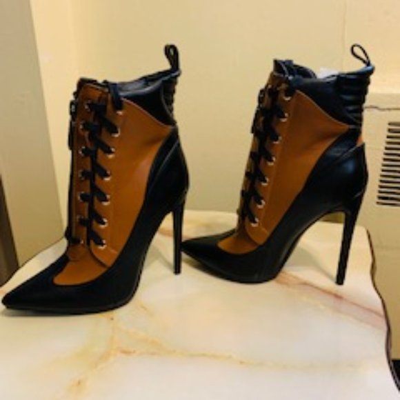 AZALEA WANG Inherit The Crown Lace Up Boots - Picture 7 of 13